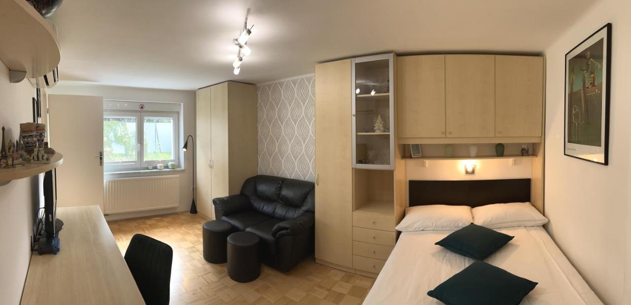 Luxury Studio Apartments Lubiana Esterno foto