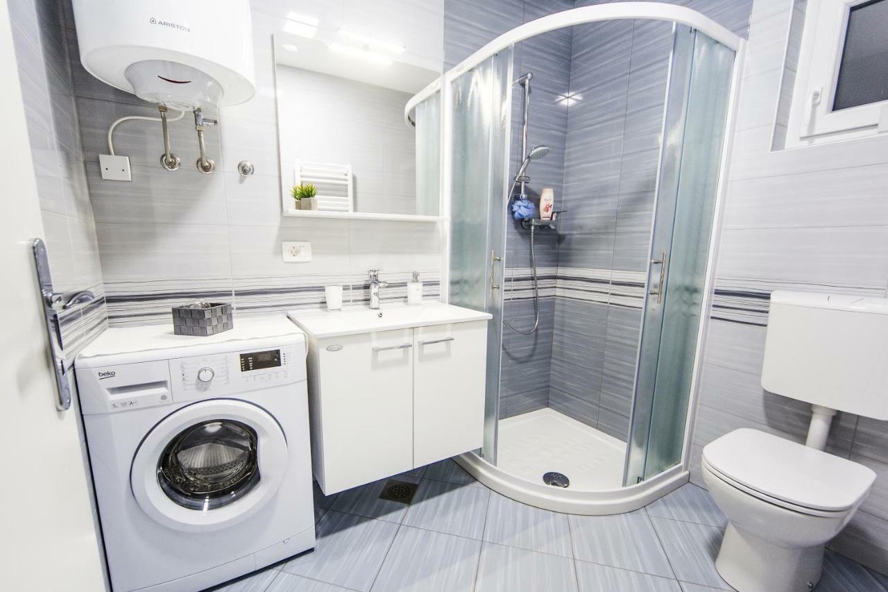 Luxury Studio Apartments Lubiana Esterno foto
