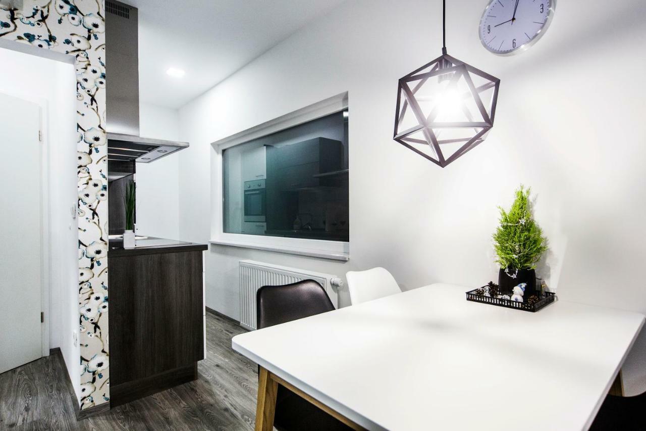 Luxury Studio Apartments Lubiana Esterno foto