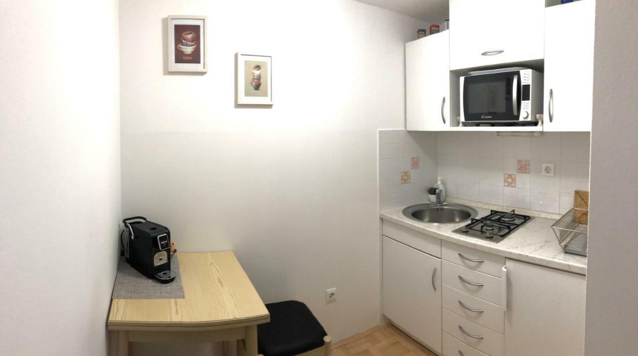Luxury Studio Apartments Lubiana Esterno foto